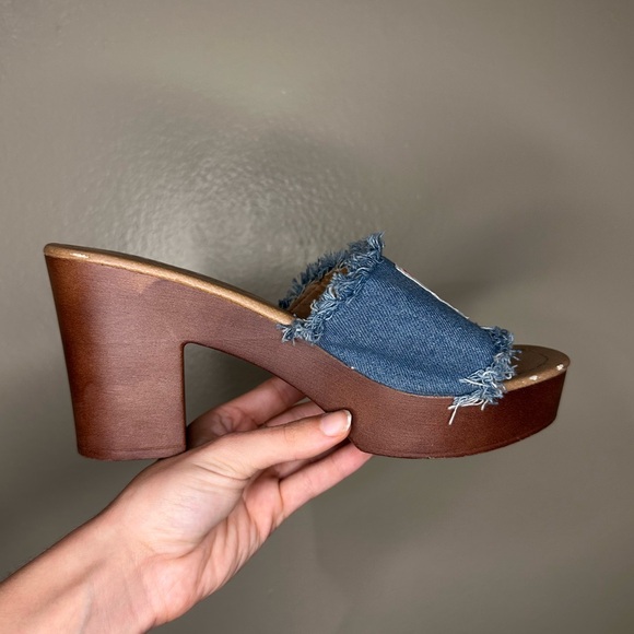 Deadstock True Religion Pump Thick Wedge Heel Frayed Denim - Picture 3 of 4